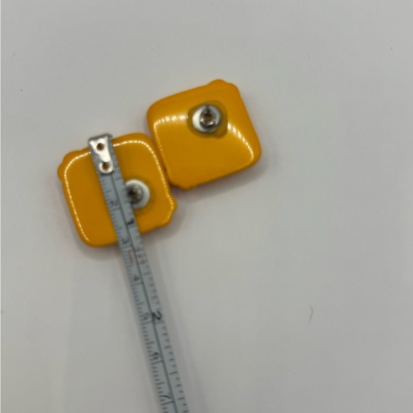 1980’s VTG plastic Square earrings pierced - Picture 4 of 4